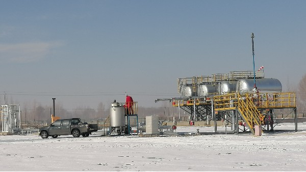 <i style='color:red'>塔里木油田</i>提升開井率“增氣蓄暖”